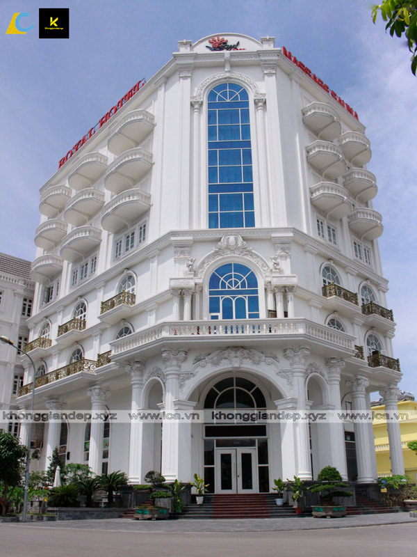 Ban công nhôm đúc trang trí cho khách sạn Royal Hotel ở Hạ Long Quảng Ninh